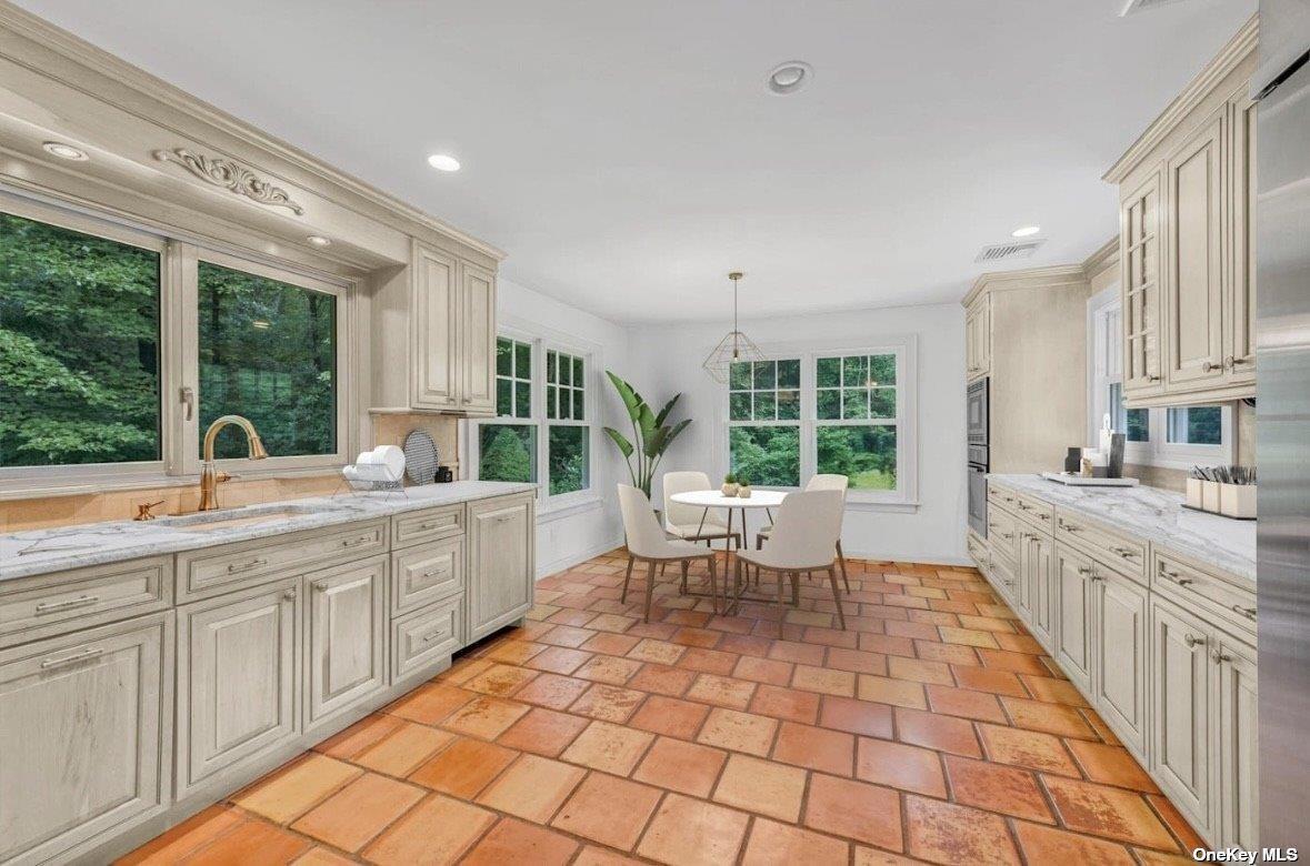 Single Family Breeze Hill  Suffolk County, NY 11768, MLS-856748-7