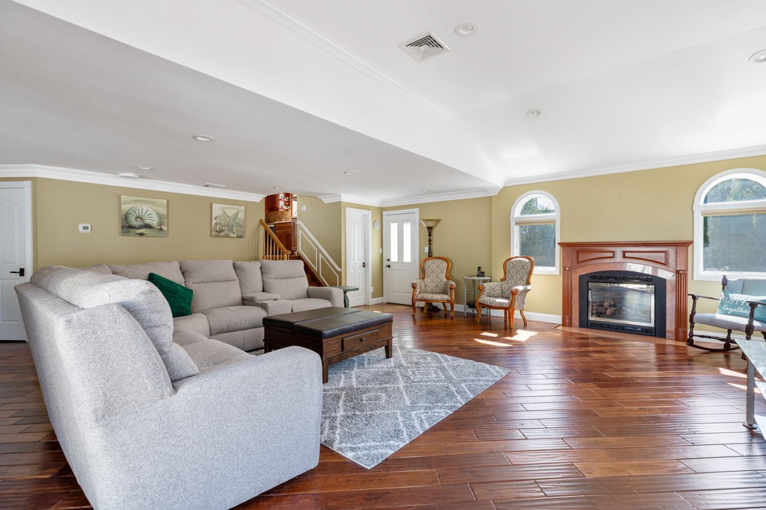 Single Family Sans  Nassau County, NY 11566, MLS-856759-8
