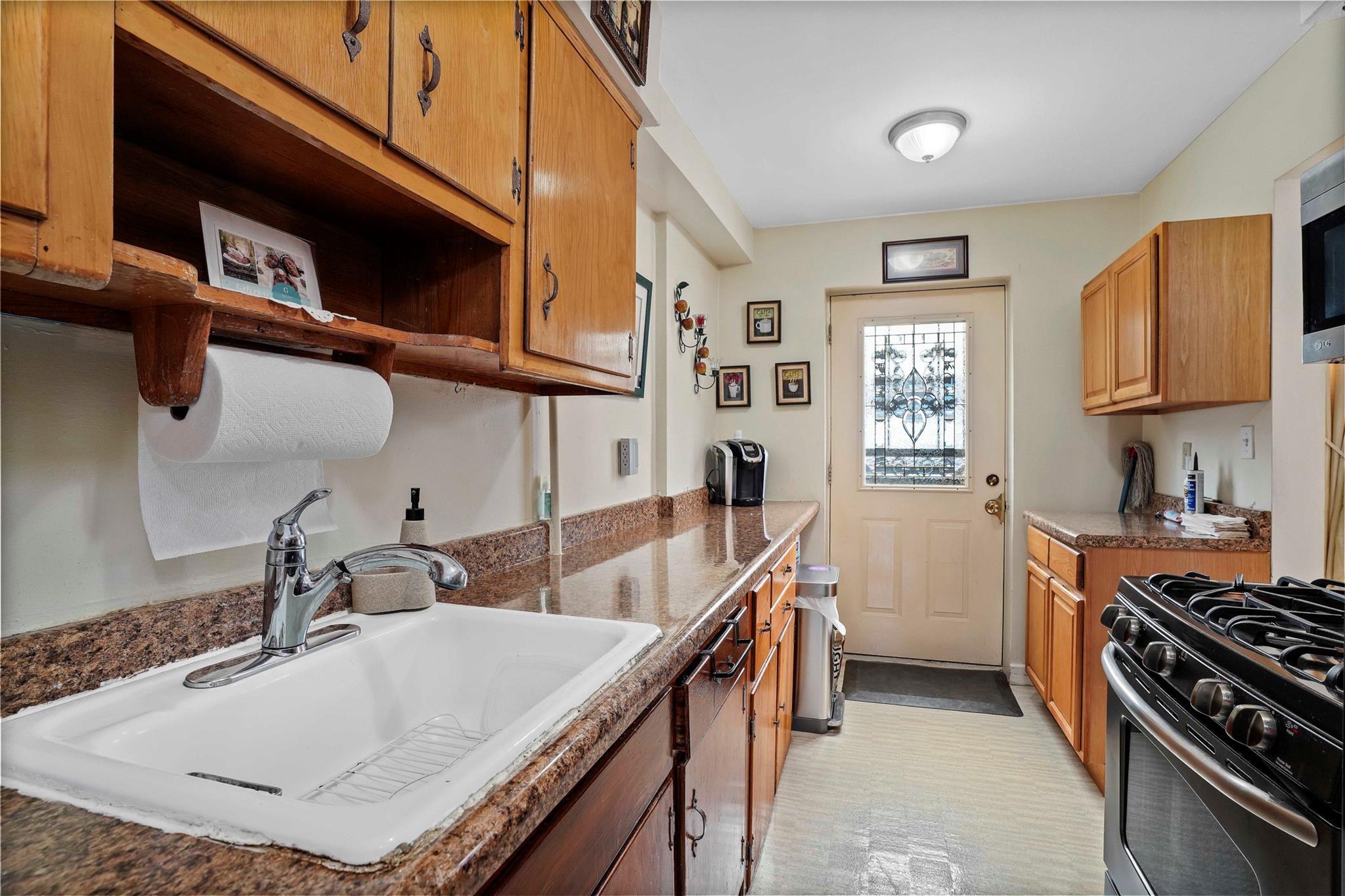 Single Family Starr  Queens, NY 11385, MLS-856761-15