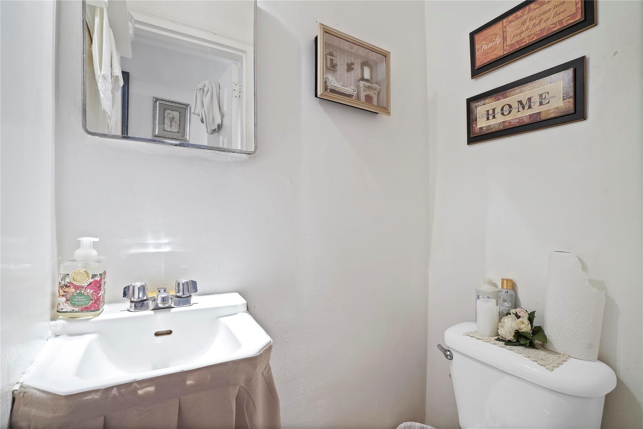 Single Family Starr  Queens, NY 11385, MLS-856761-16