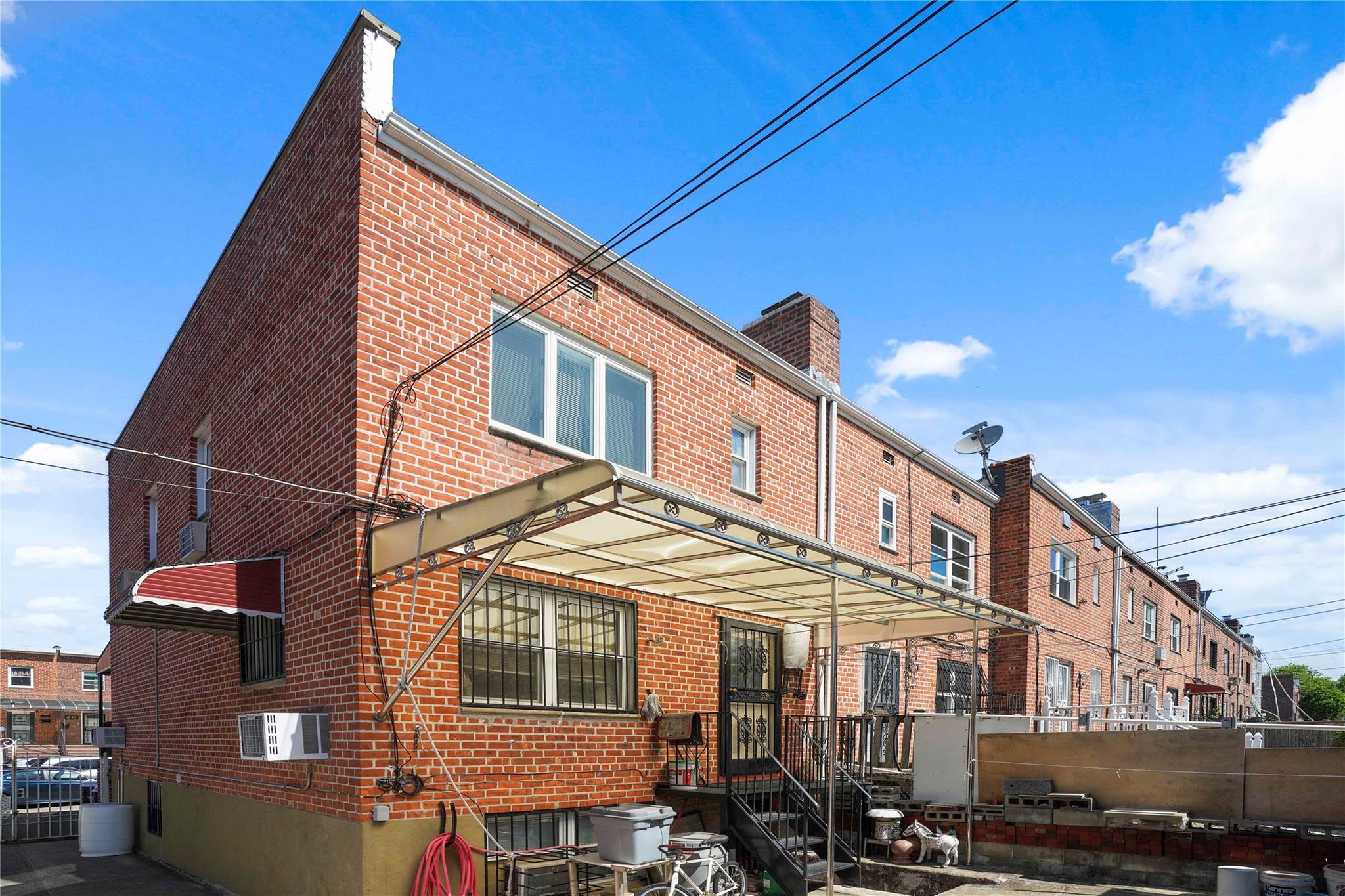 Single Family Starr  Queens, NY 11385, MLS-856761-28