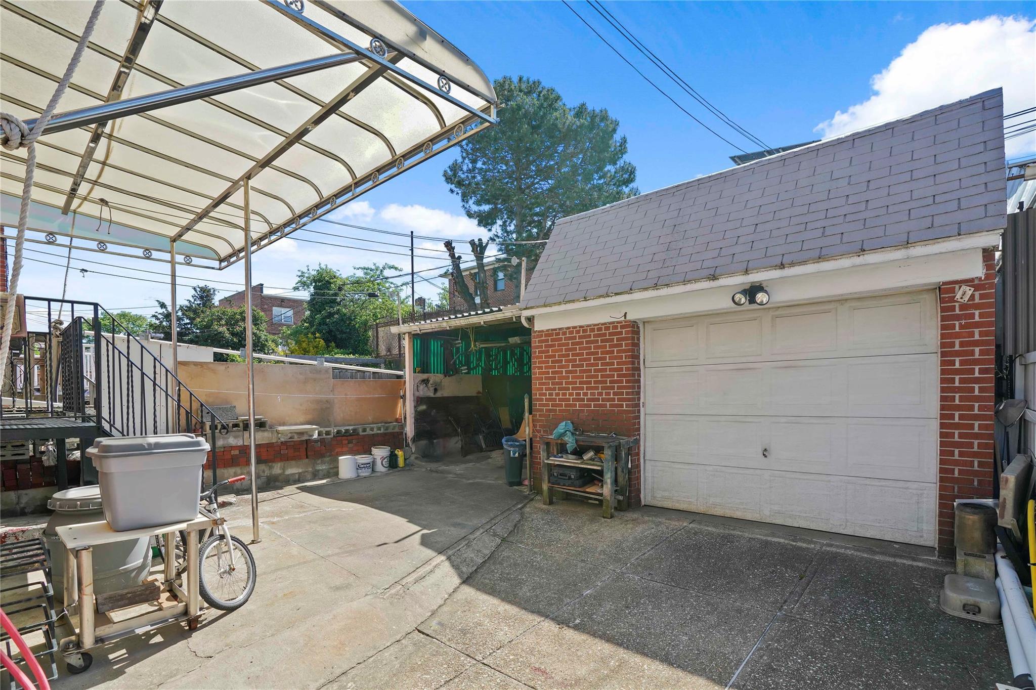 Single Family Starr  Queens, NY 11385, MLS-856761-29