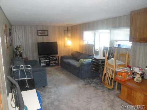 Single Family Claywood  Suffolk County, NY 11717, MLS-856775-4
