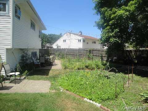 Single Family Claywood  Suffolk County, NY 11717, MLS-856775-5