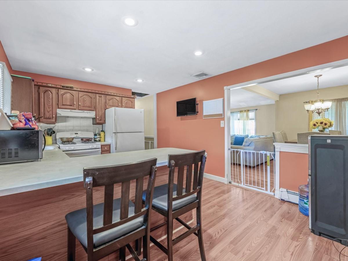 Single Family Elliot  Suffolk County, NY 11755, MLS-856777-9
