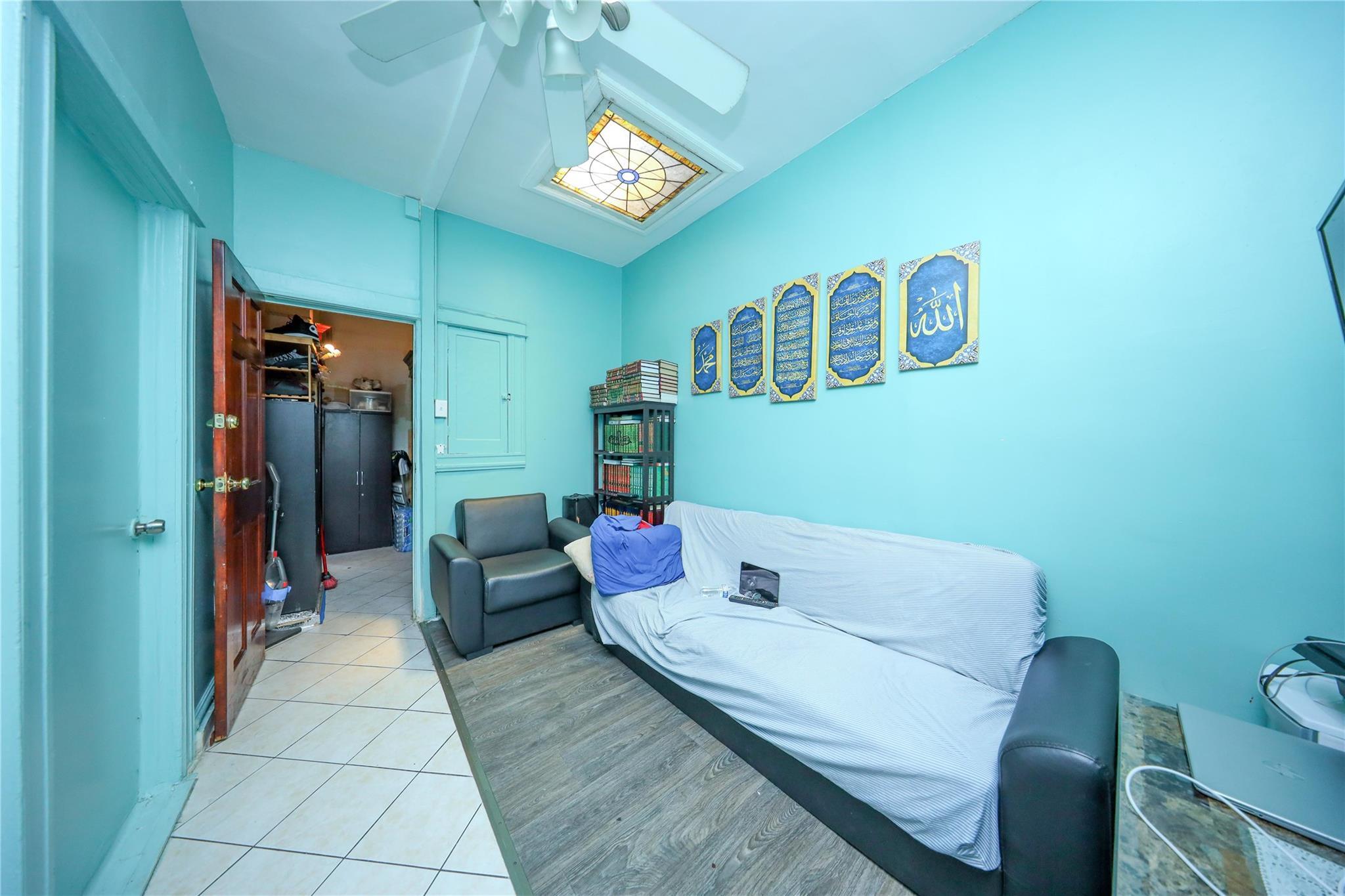 Single Family 71st  Brooklyn, NY 11228, MLS-856781-33