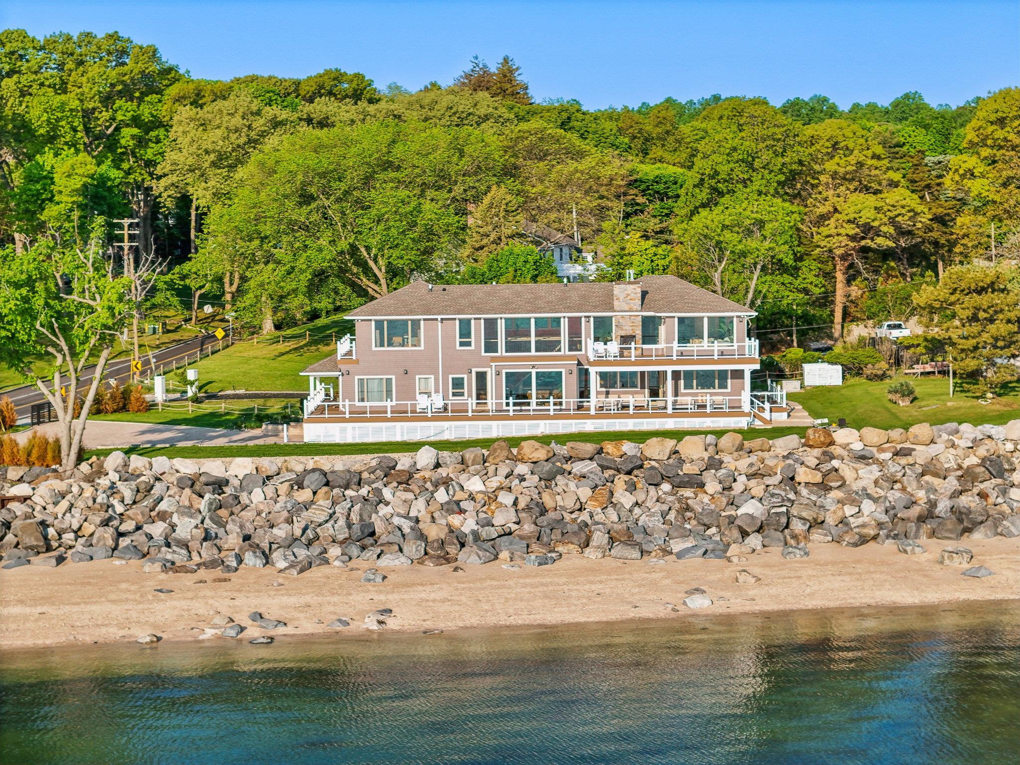Single Family Asharoken  Suffolk County, NY 11768, MLS-856783-3