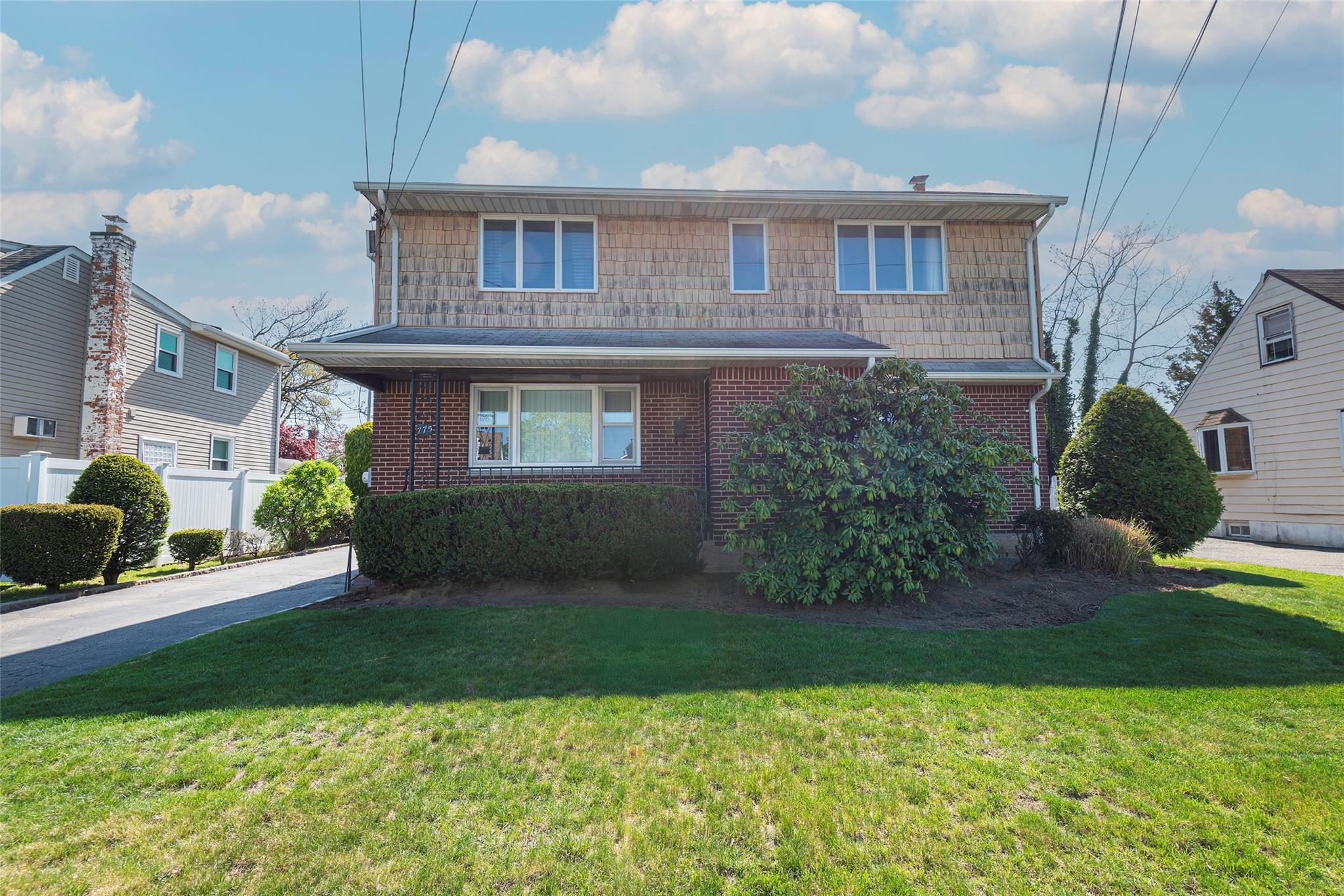 Single Family Ascan  Nassau County, NY 11003, MLS-856799-2