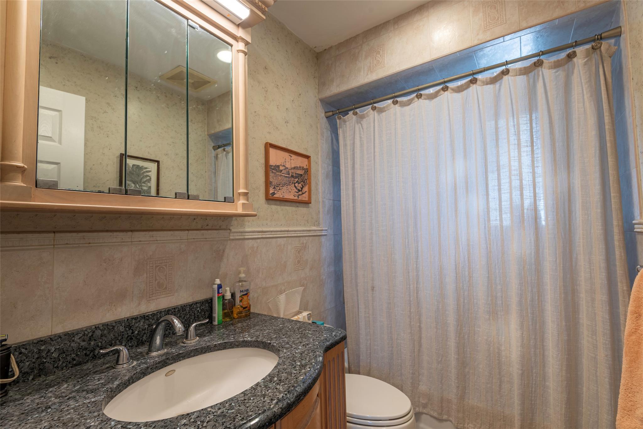 Single Family Ascan  Nassau County, NY 11003, MLS-856799-21