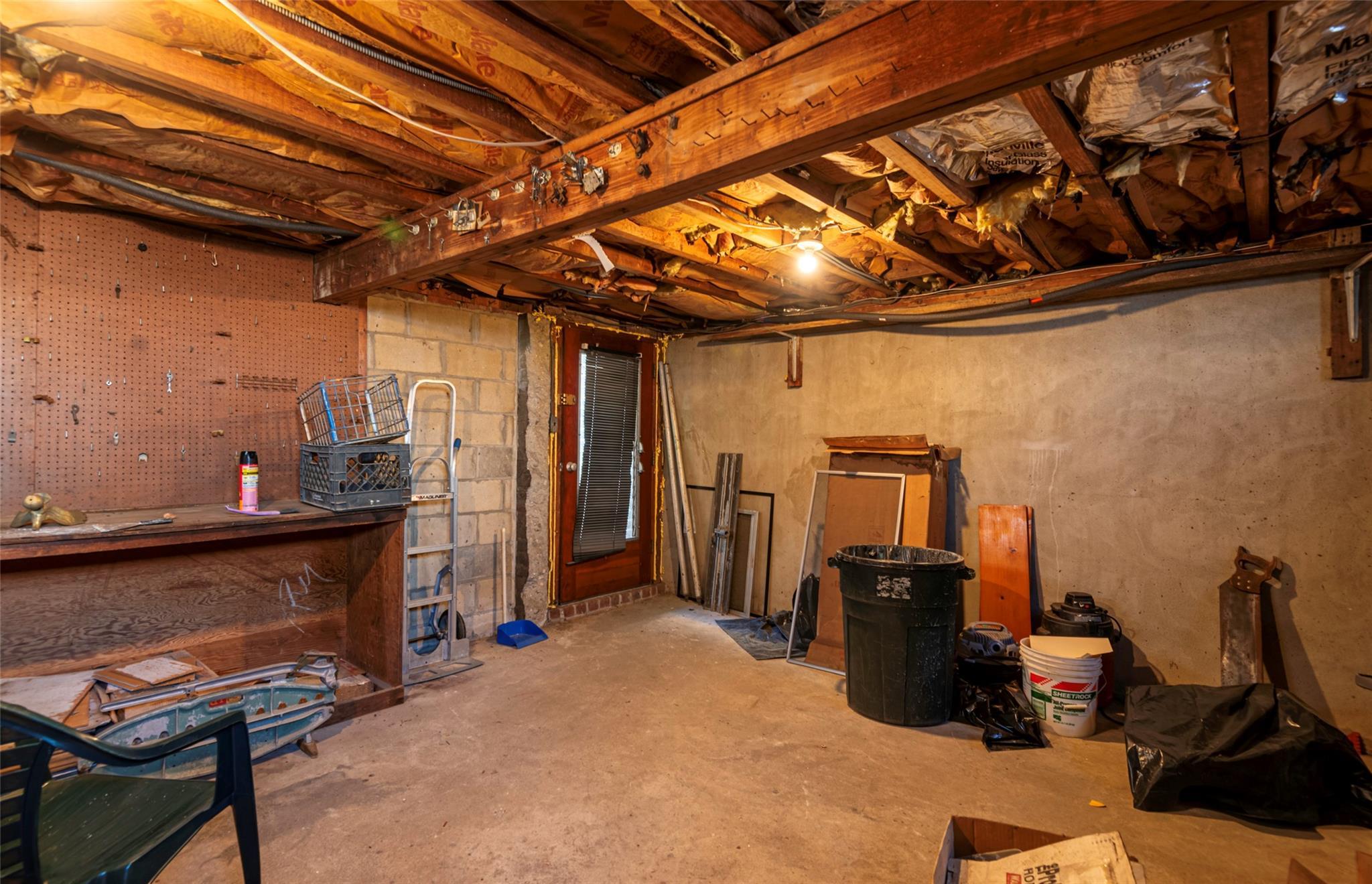 Single Family Ascan  Nassau County, NY 11003, MLS-856799-31