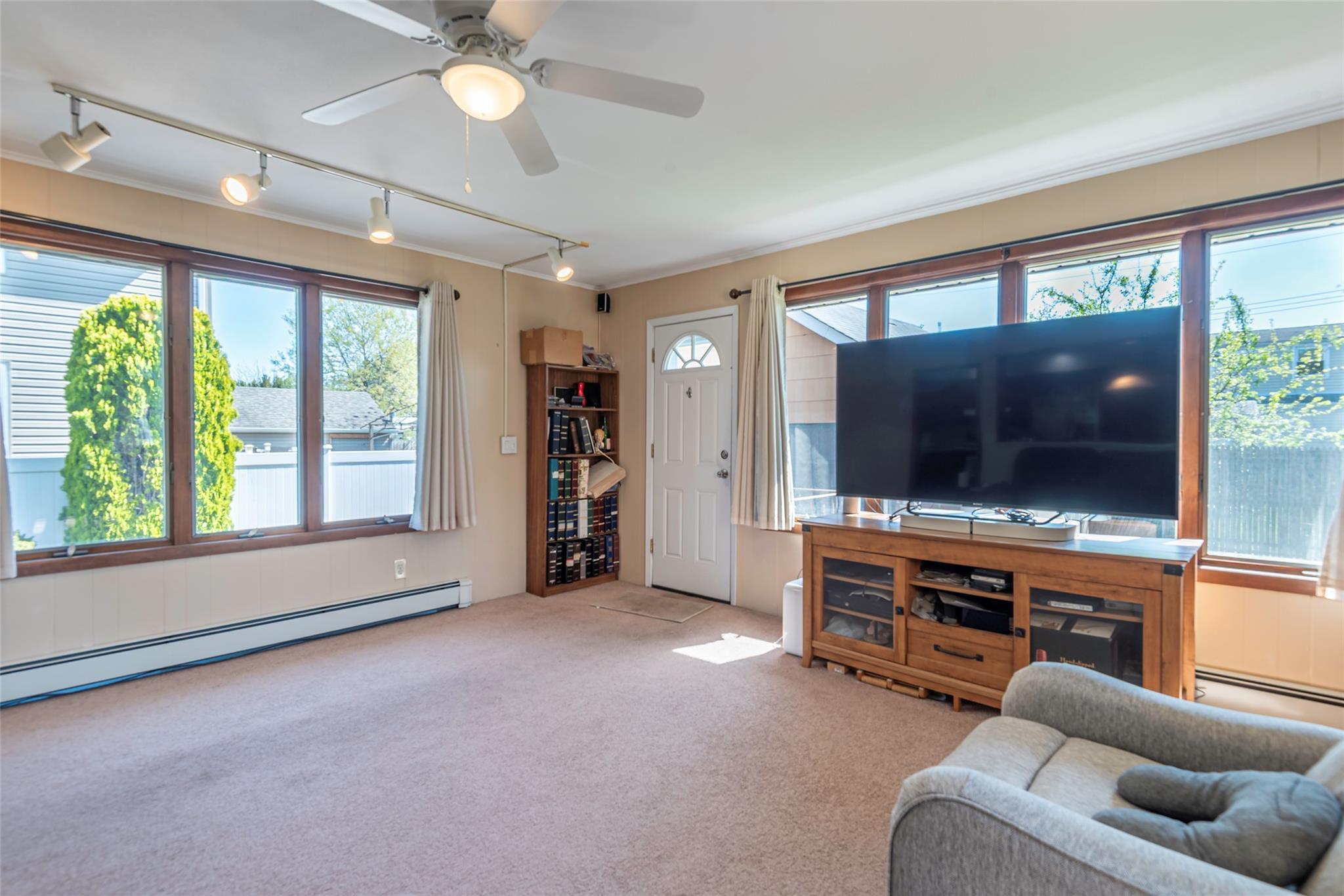 Single Family Ascan  Nassau County, NY 11003, MLS-856799-7