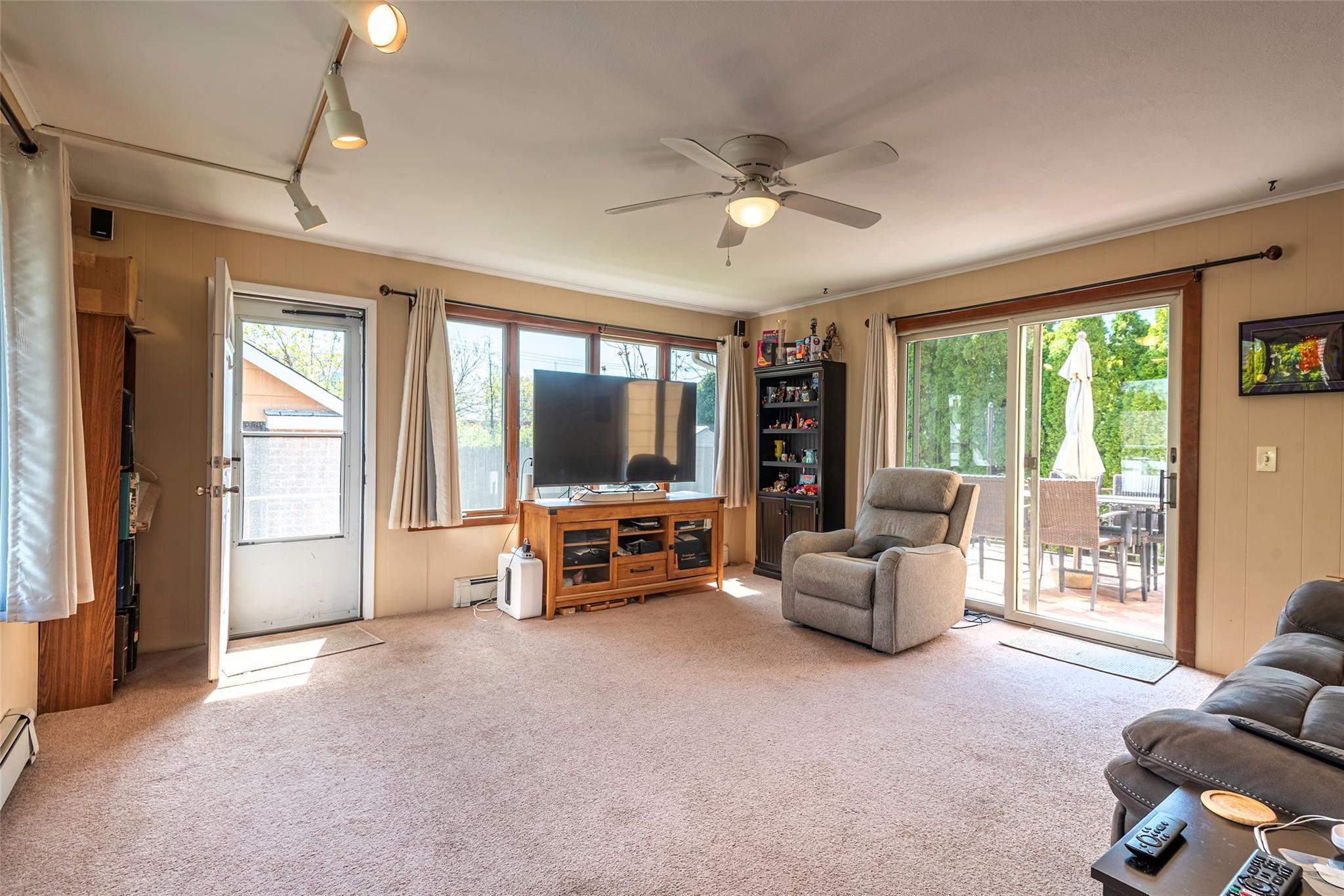 Single Family Ascan  Nassau County, NY 11003, MLS-856799-8