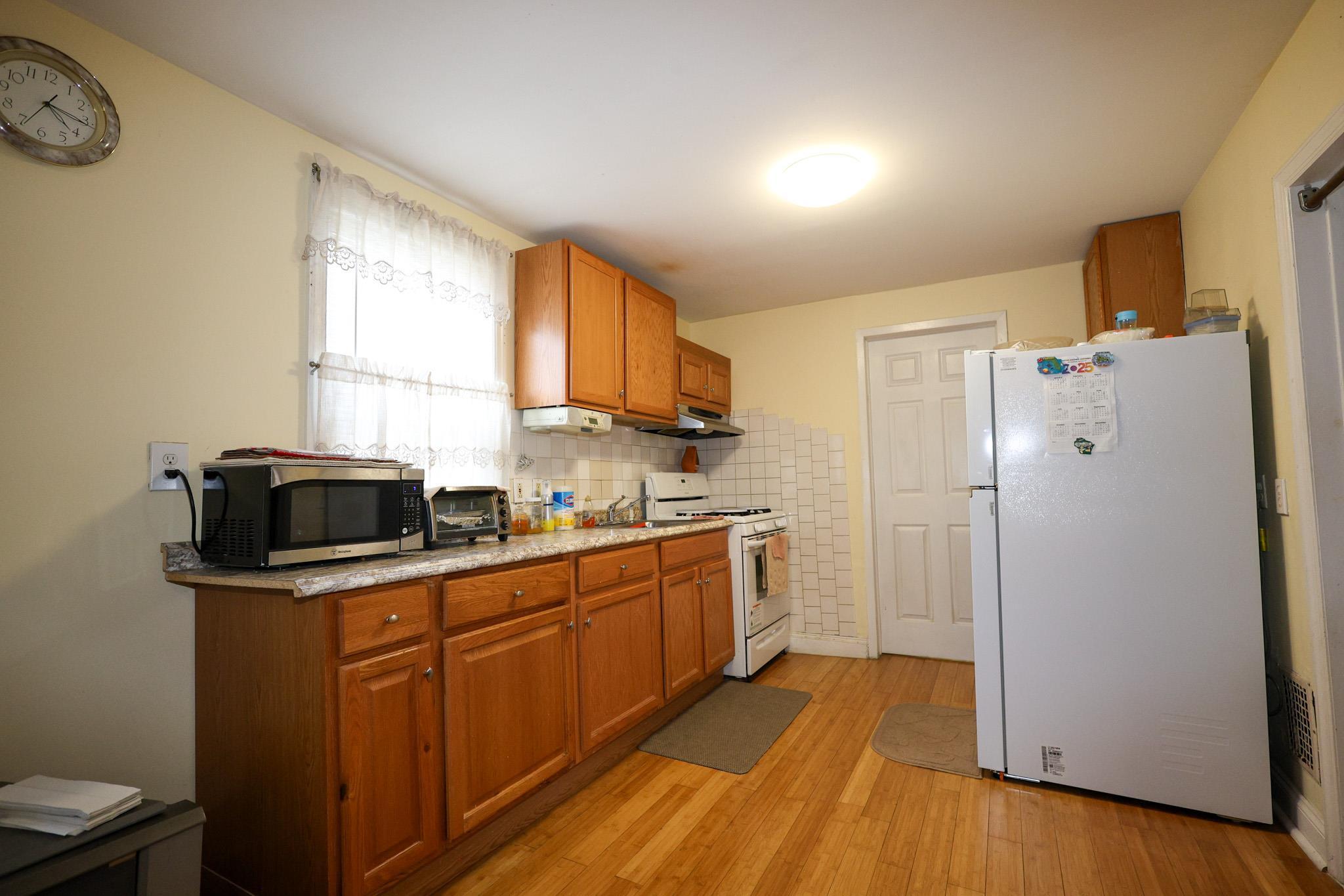 Single Family 126th St  Queens, NY 11419, MLS-856805-16