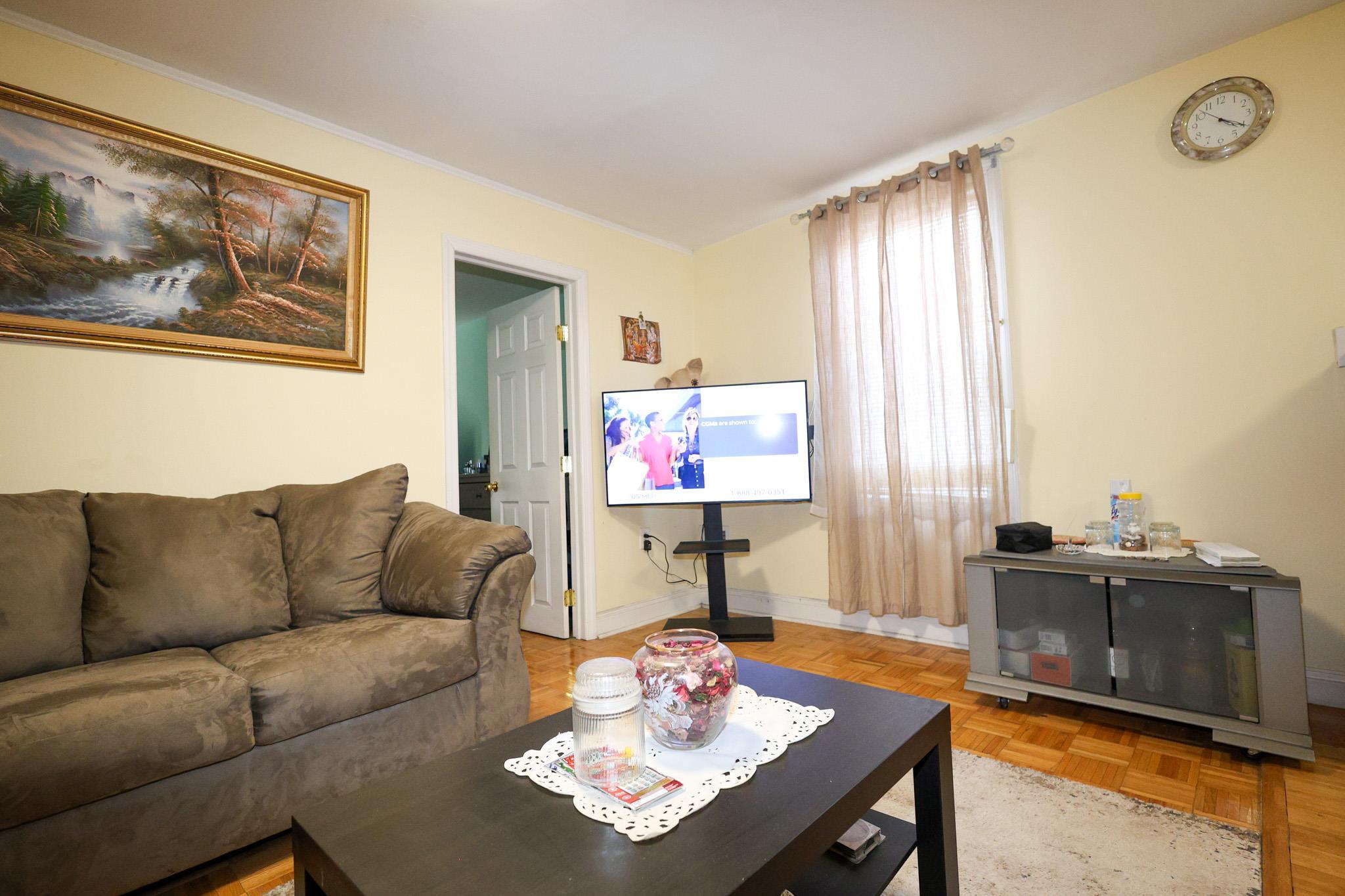 Single Family 126th St  Queens, NY 11419, MLS-856805-19