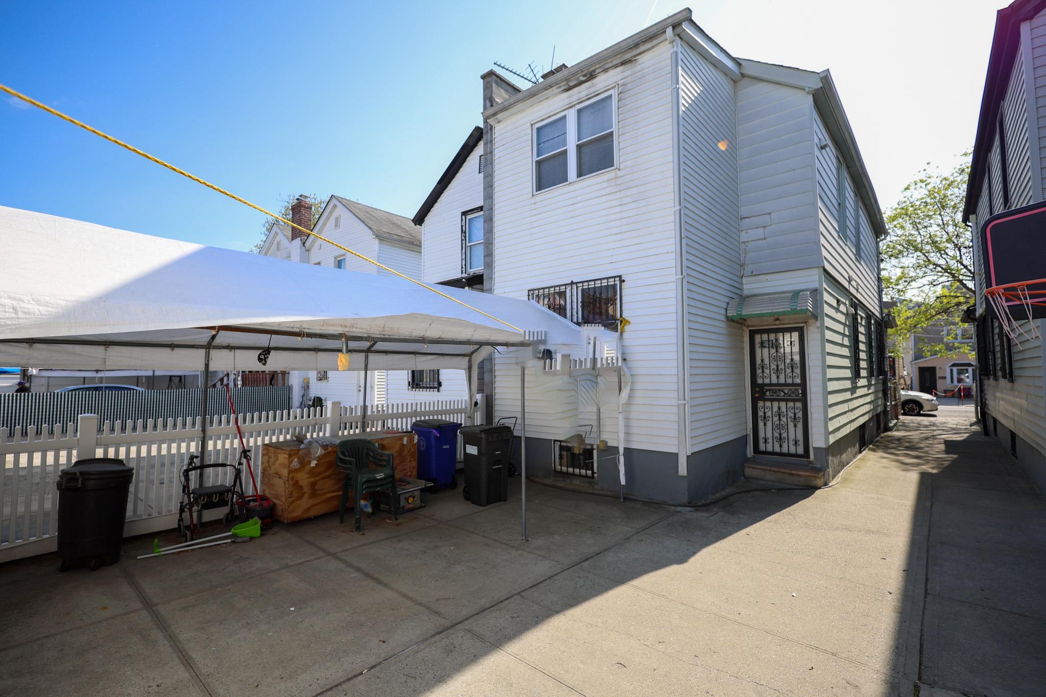 Single Family 126th St  Queens, NY 11419, MLS-856805-2