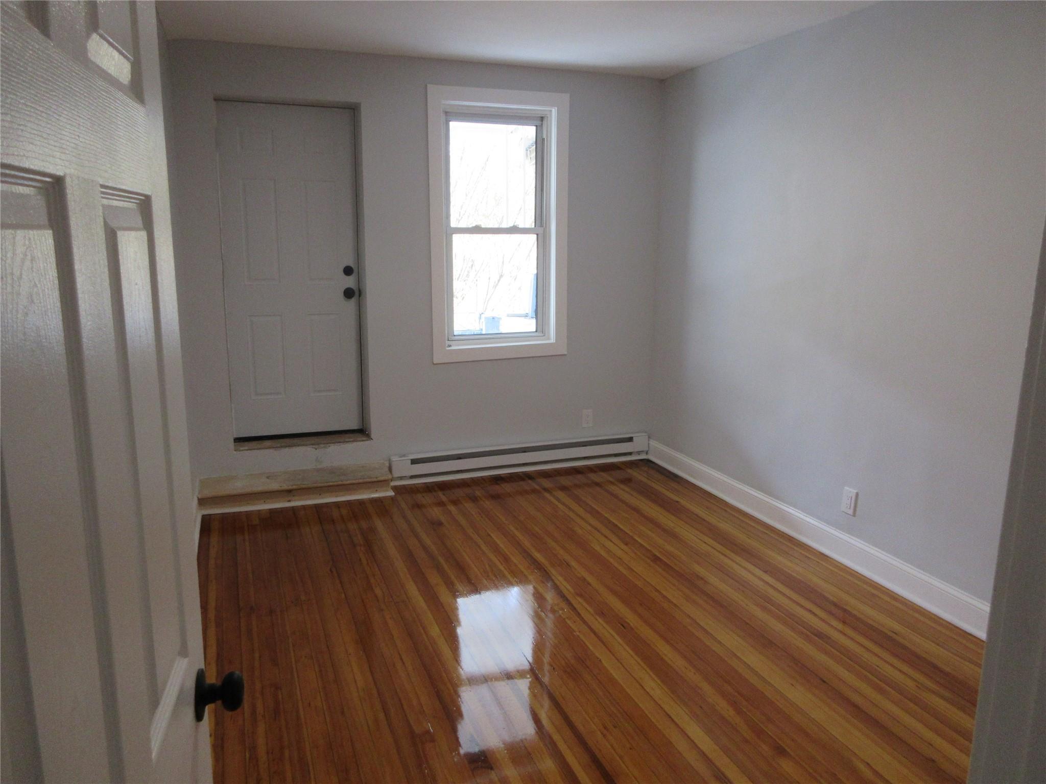 Single Family 213th  Bronx, NY 10469, MLS-856810-14