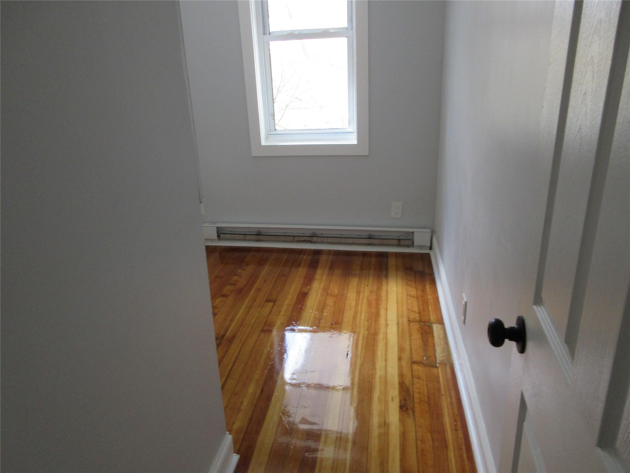 Single Family 213th  Bronx, NY 10469, MLS-856810-15