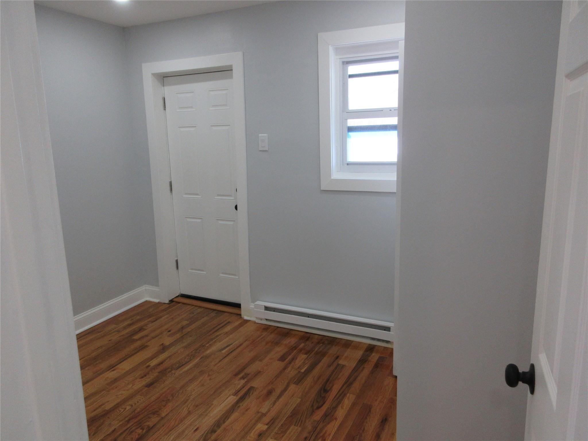 Single Family 213th  Bronx, NY 10469, MLS-856810-18
