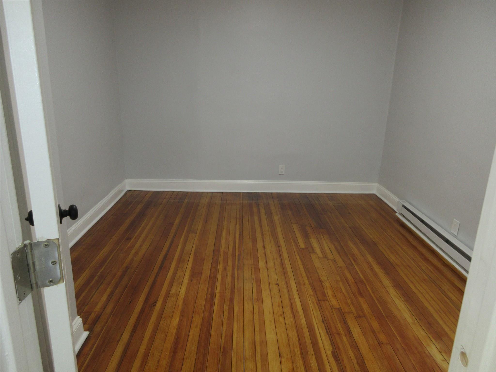 Single Family 213th  Bronx, NY 10469, MLS-856810-6