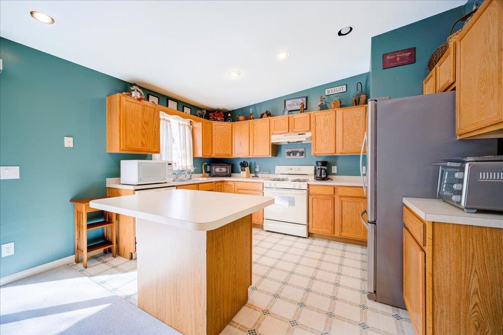 Single Family Booth  Dutchess County, NY 12590, MLS-856818-19