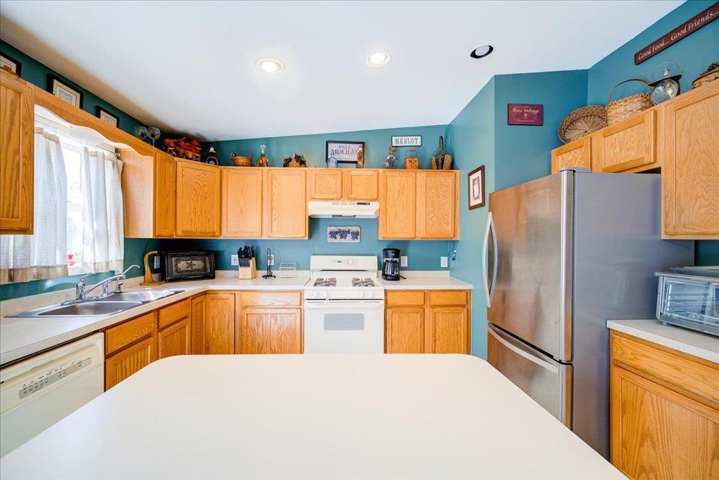 Single Family Booth  Dutchess County, NY 12590, MLS-856818-21