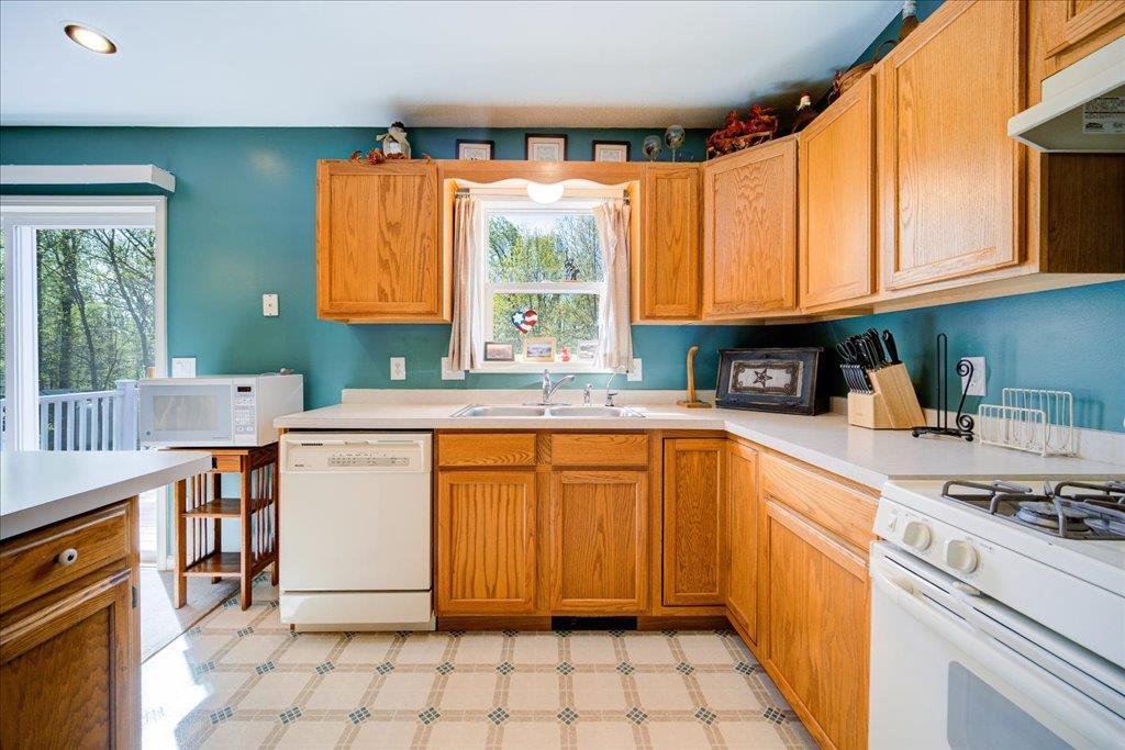 Single Family Booth  Dutchess County, NY 12590, MLS-856818-23