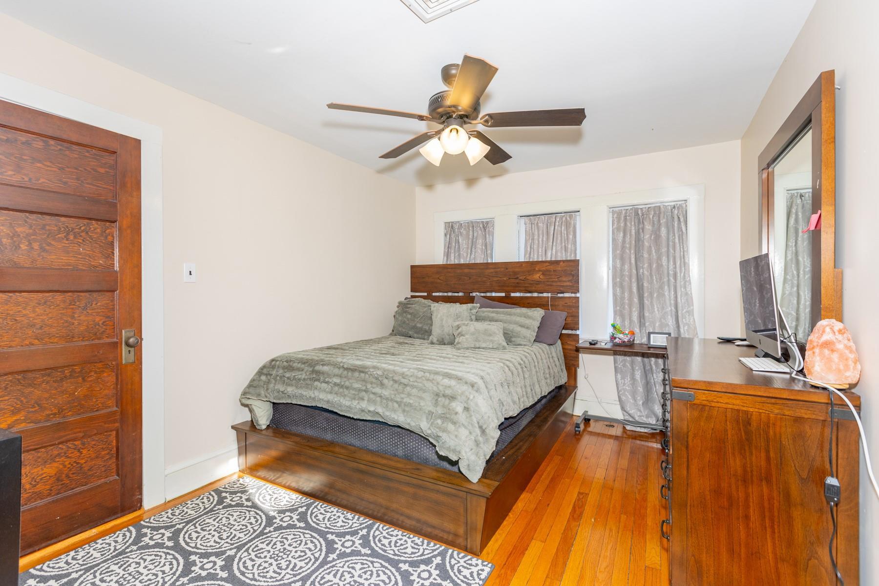 Single Family Montgomery  Suffolk County, NY 11706, MLS-856820-26