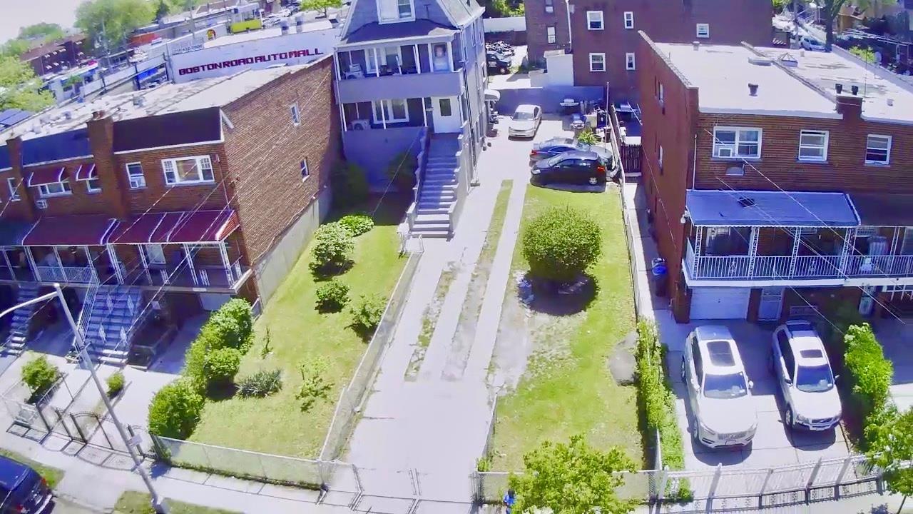 Single Family Burke  Bronx, NY 10469, MLS-856821-11