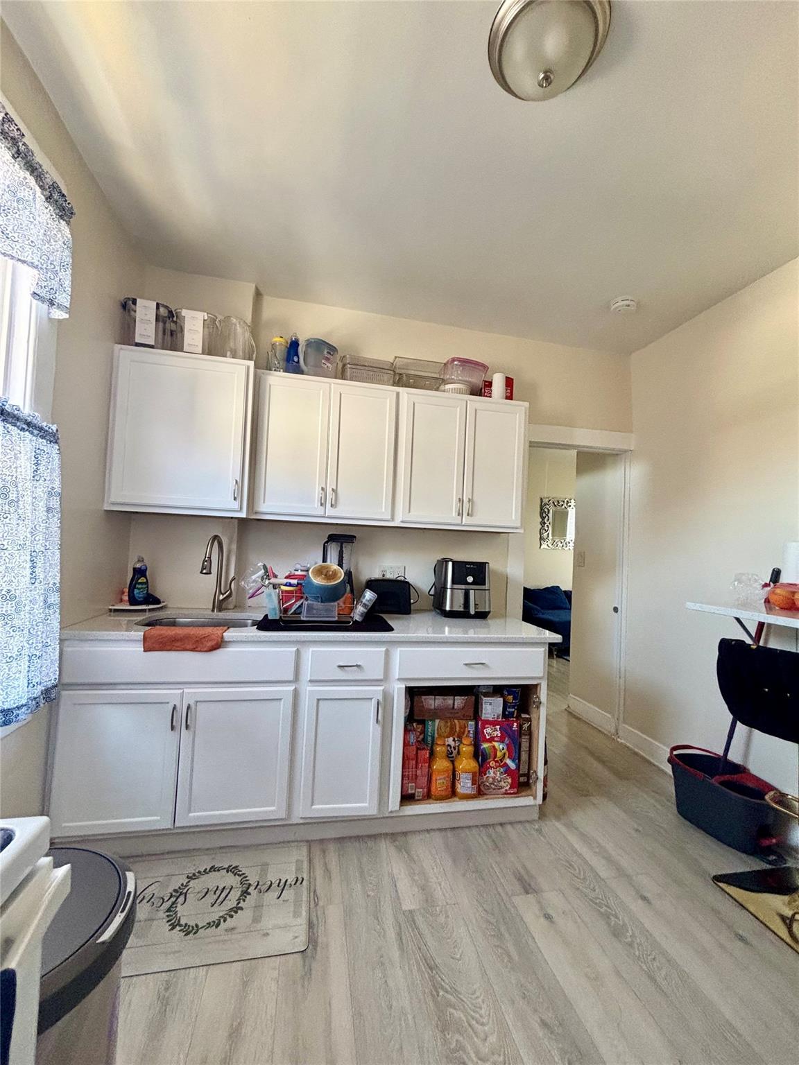 Single Family Burke  Bronx, NY 10469, MLS-856821-30