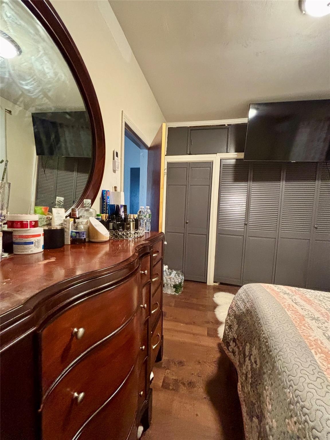 Single Family Burke  Bronx, NY 10469, MLS-856821-37