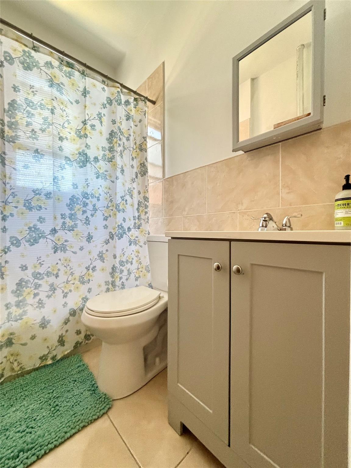 Single Family Burke  Bronx, NY 10469, MLS-856821-42