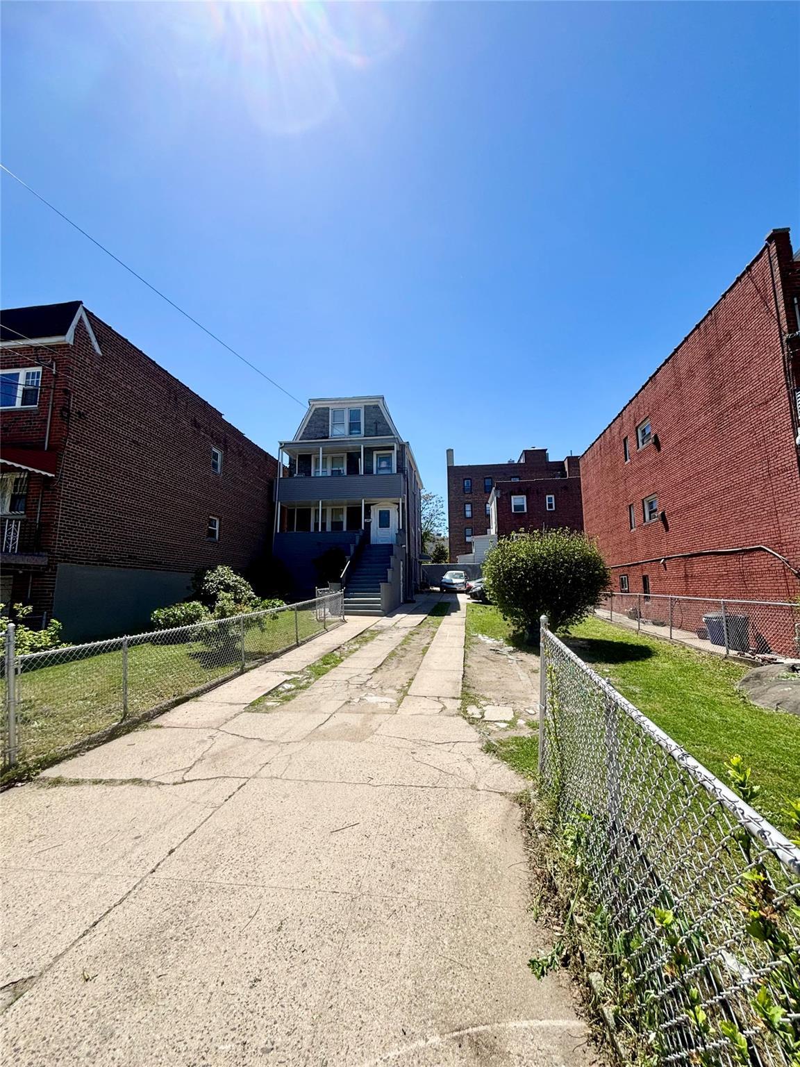 Single Family Burke  Bronx, NY 10469, MLS-856821-5