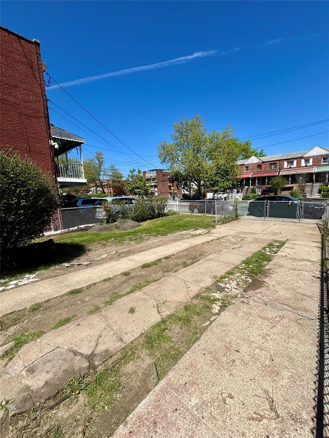 Single Family Burke  Bronx, NY 10469, MLS-856821-8