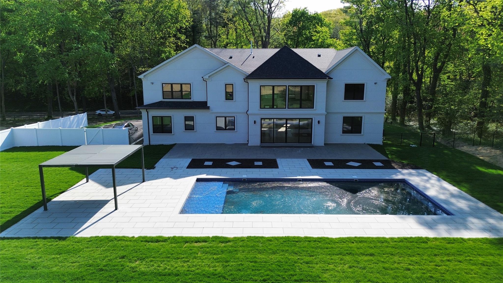 Single Family Mill River  Nassau County, NY 11771, MLS-856831-3