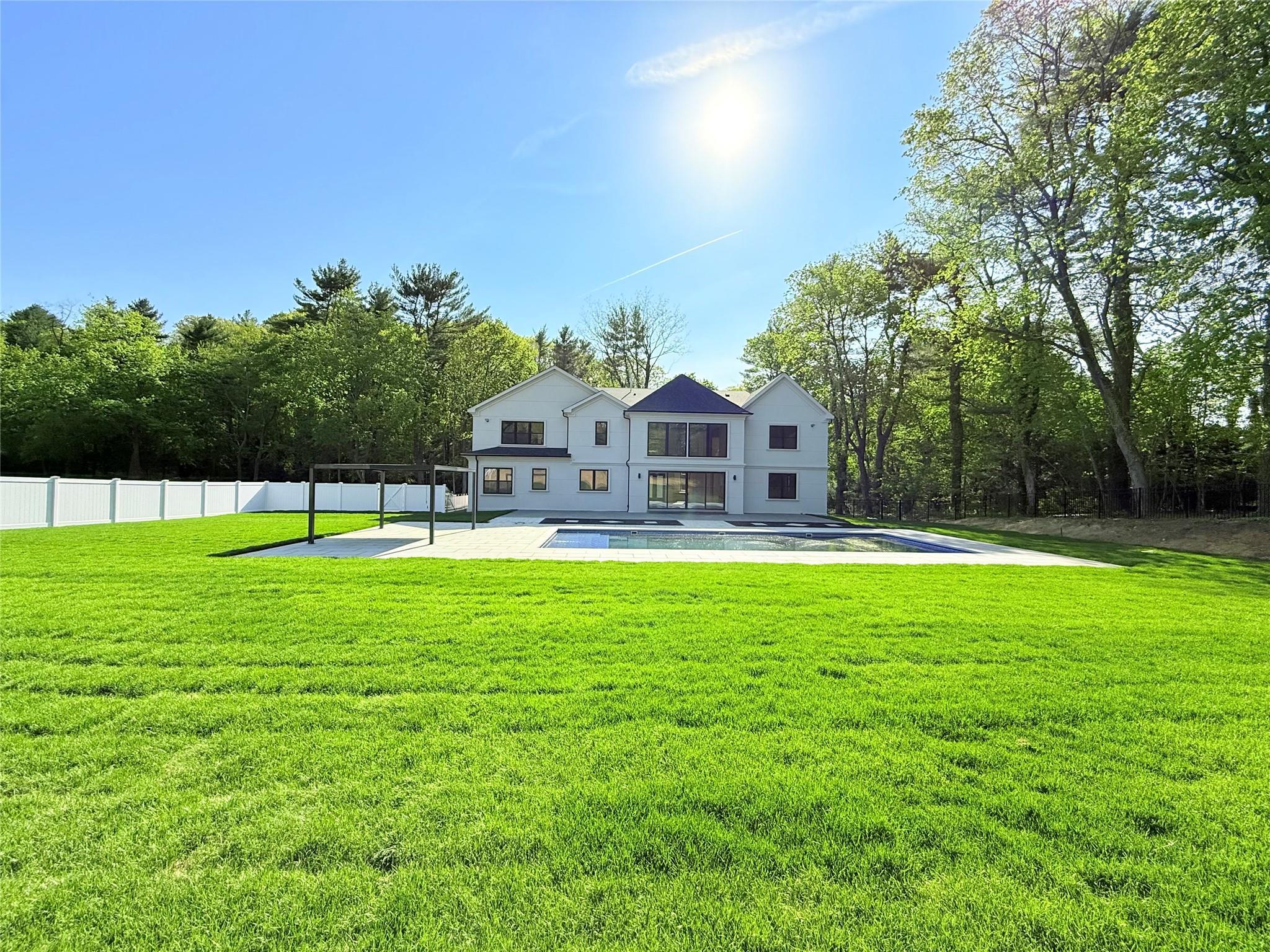 Single Family Mill River  Nassau County, NY 11771, MLS-856831-40