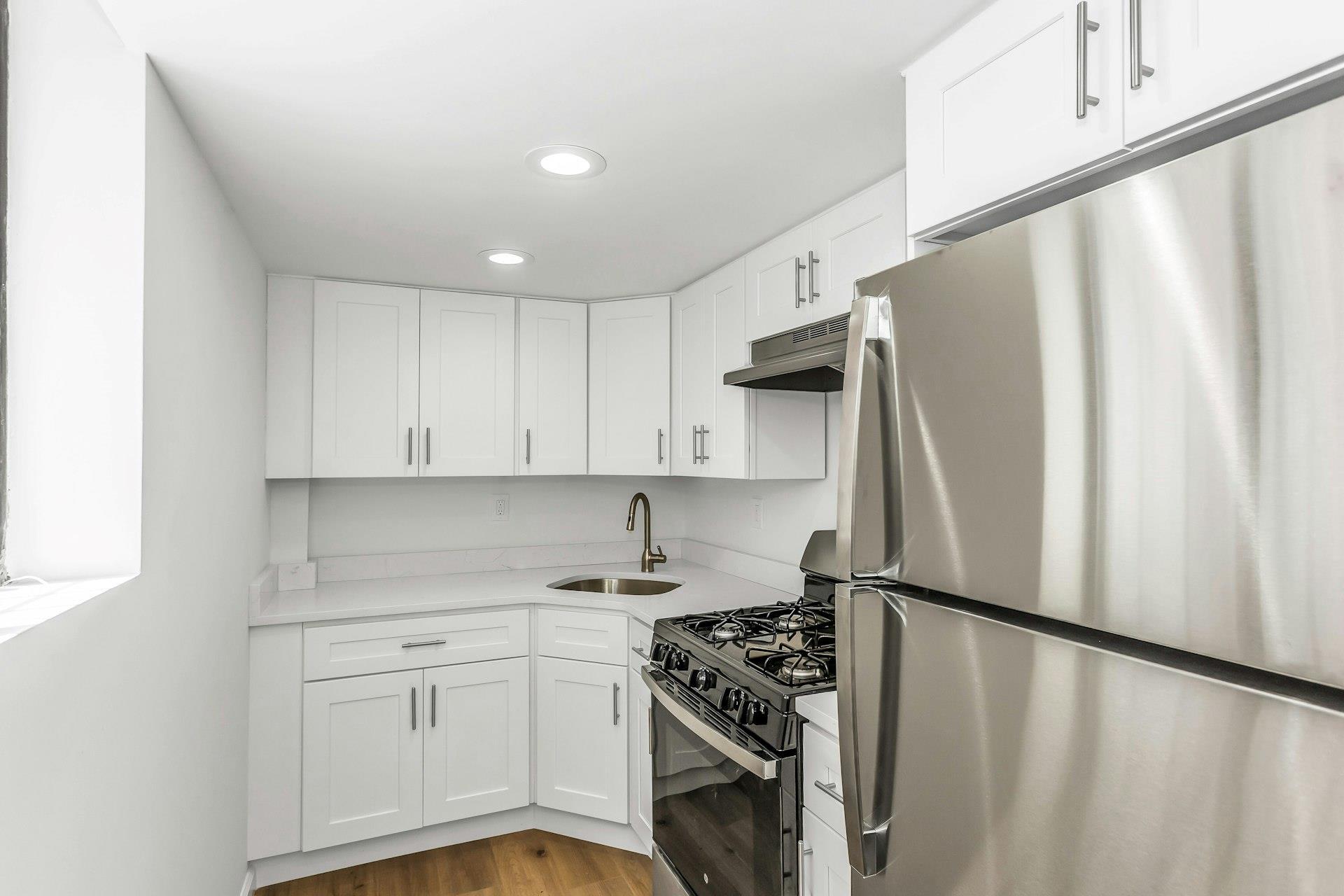 Condo 69th  Queens, NY 11378, MLS-856836-11