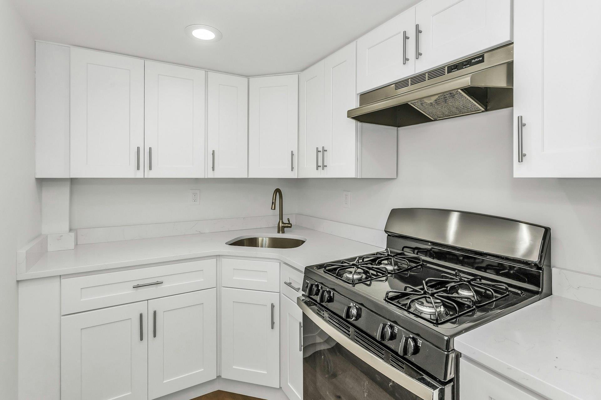 Condo 69th  Queens, NY 11378, MLS-856836-12