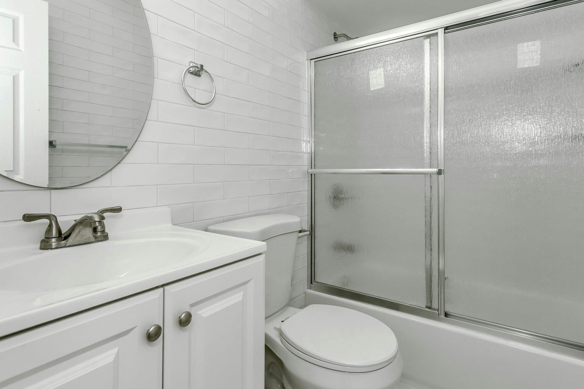 Condo 69th  Queens, NY 11378, MLS-856836-17