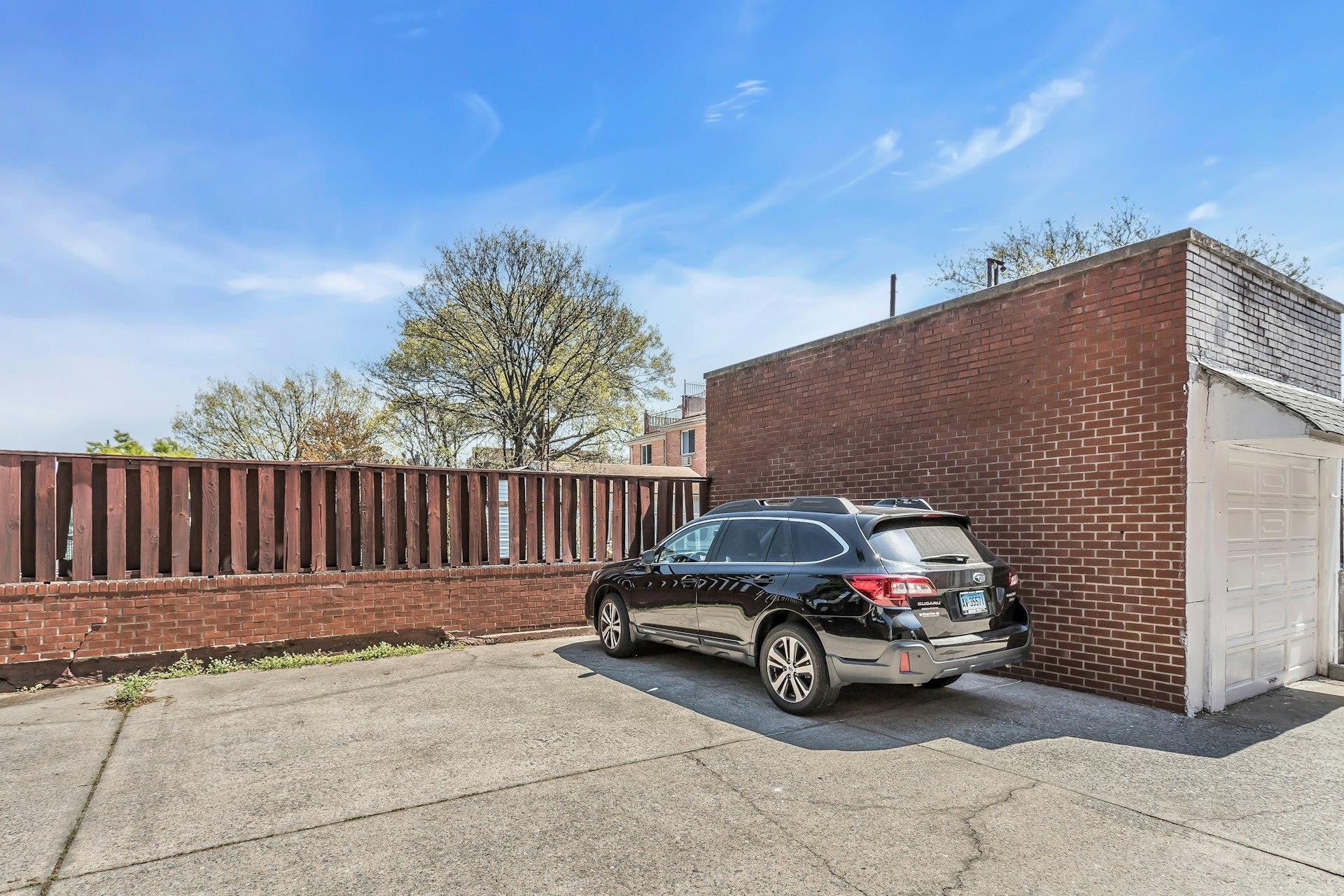 Condo 69th  Queens, NY 11378, MLS-856836-19