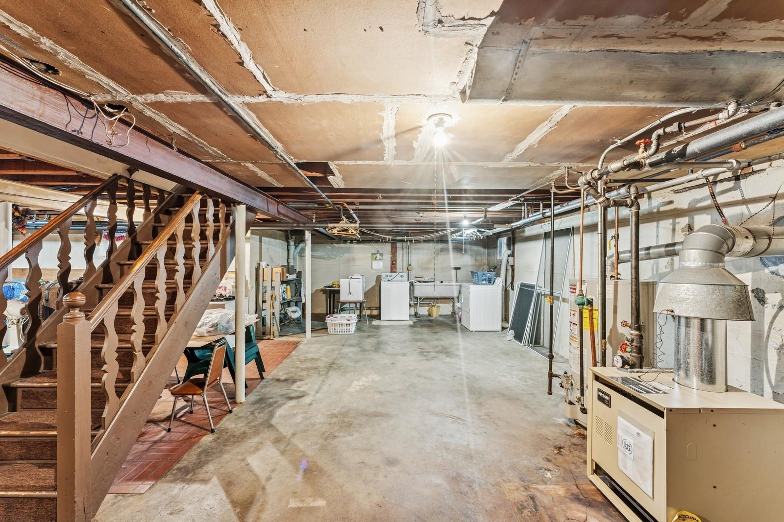 Single Family Stratford  Nassau County, NY 11530, MLS-856847-22