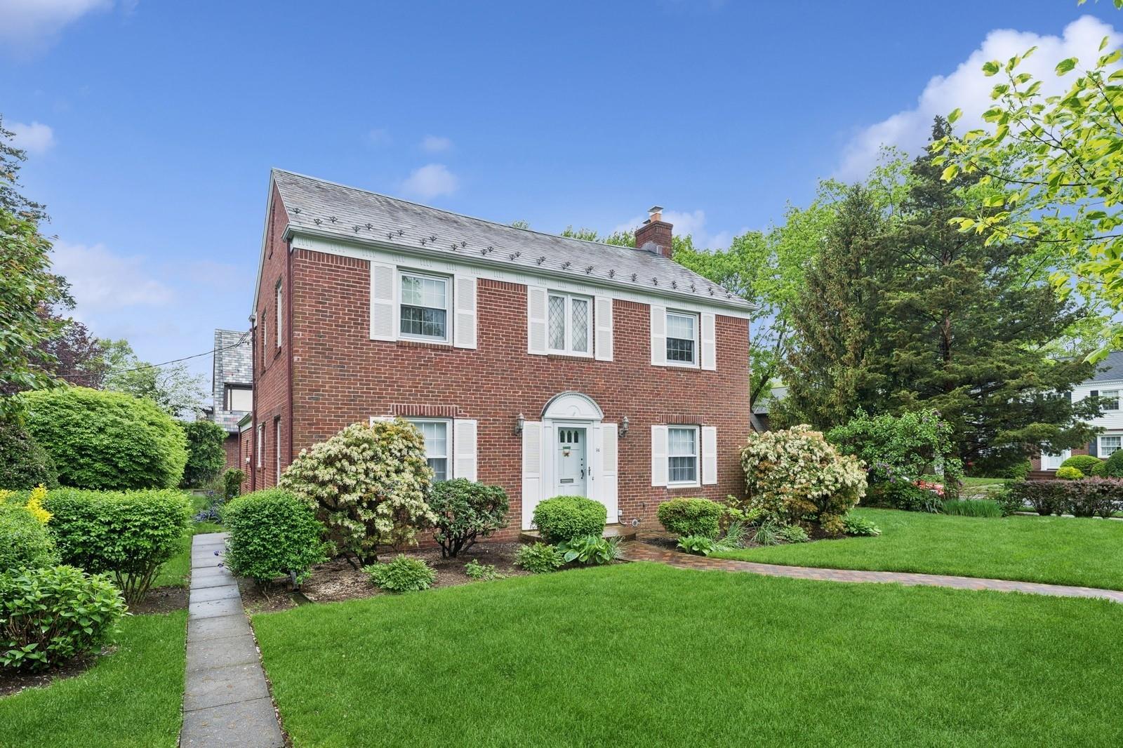 Single Family Stratford  Nassau County, NY 11530, MLS-856847-5