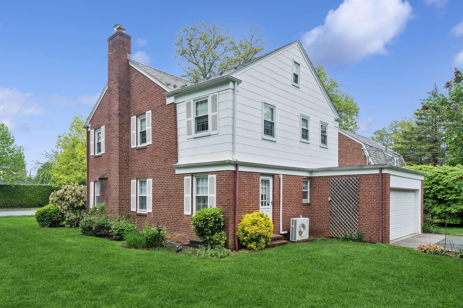 Single Family Stratford  Nassau County, NY 11530, MLS-856847-9