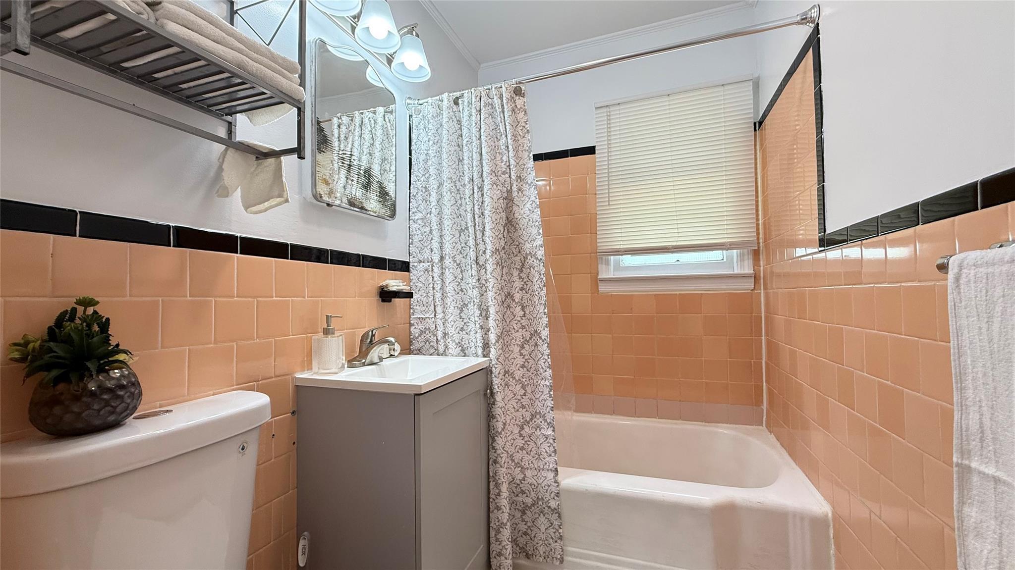 Single Family 251st  Queens, NY 11426, MLS-856857-10