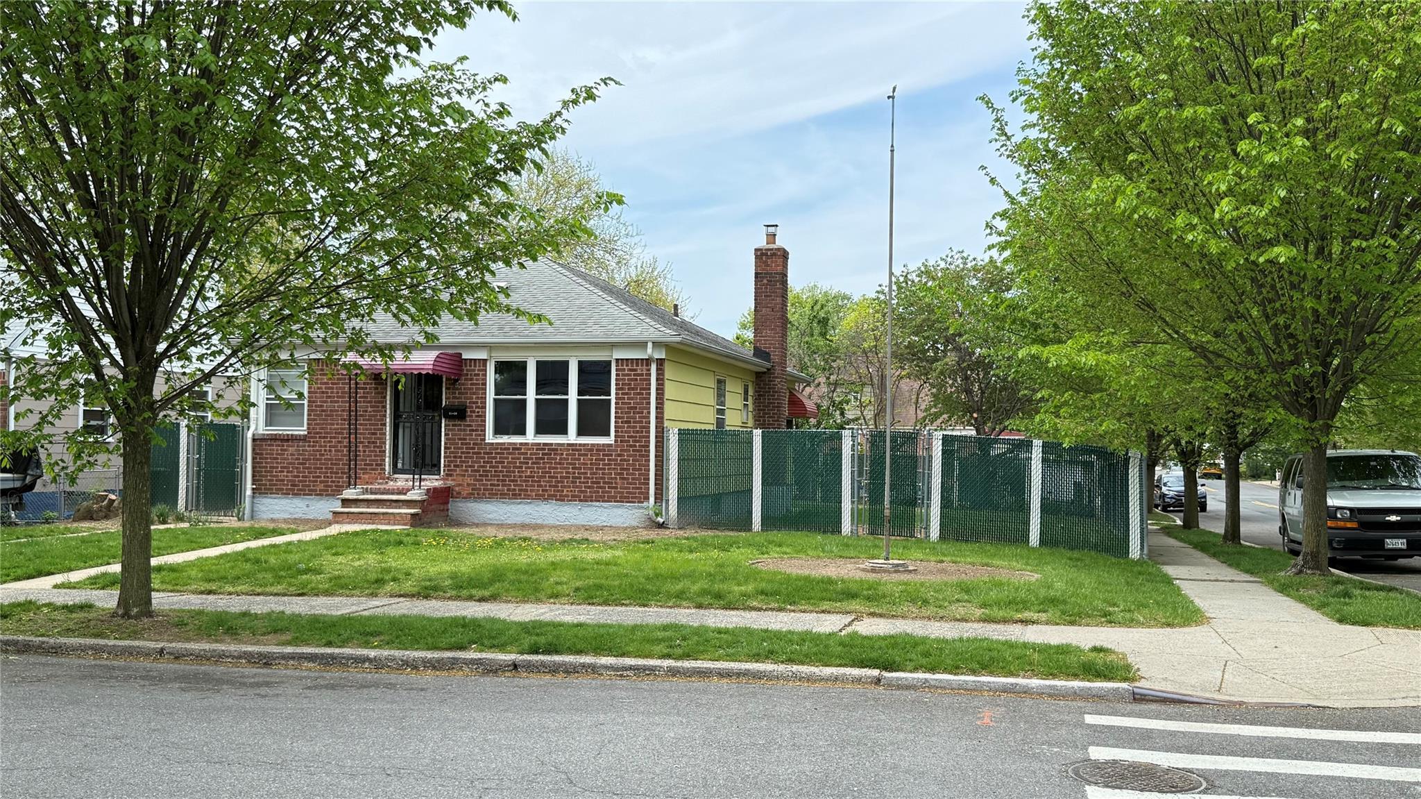 Single Family 251st  Queens, NY 11426, MLS-856857-2