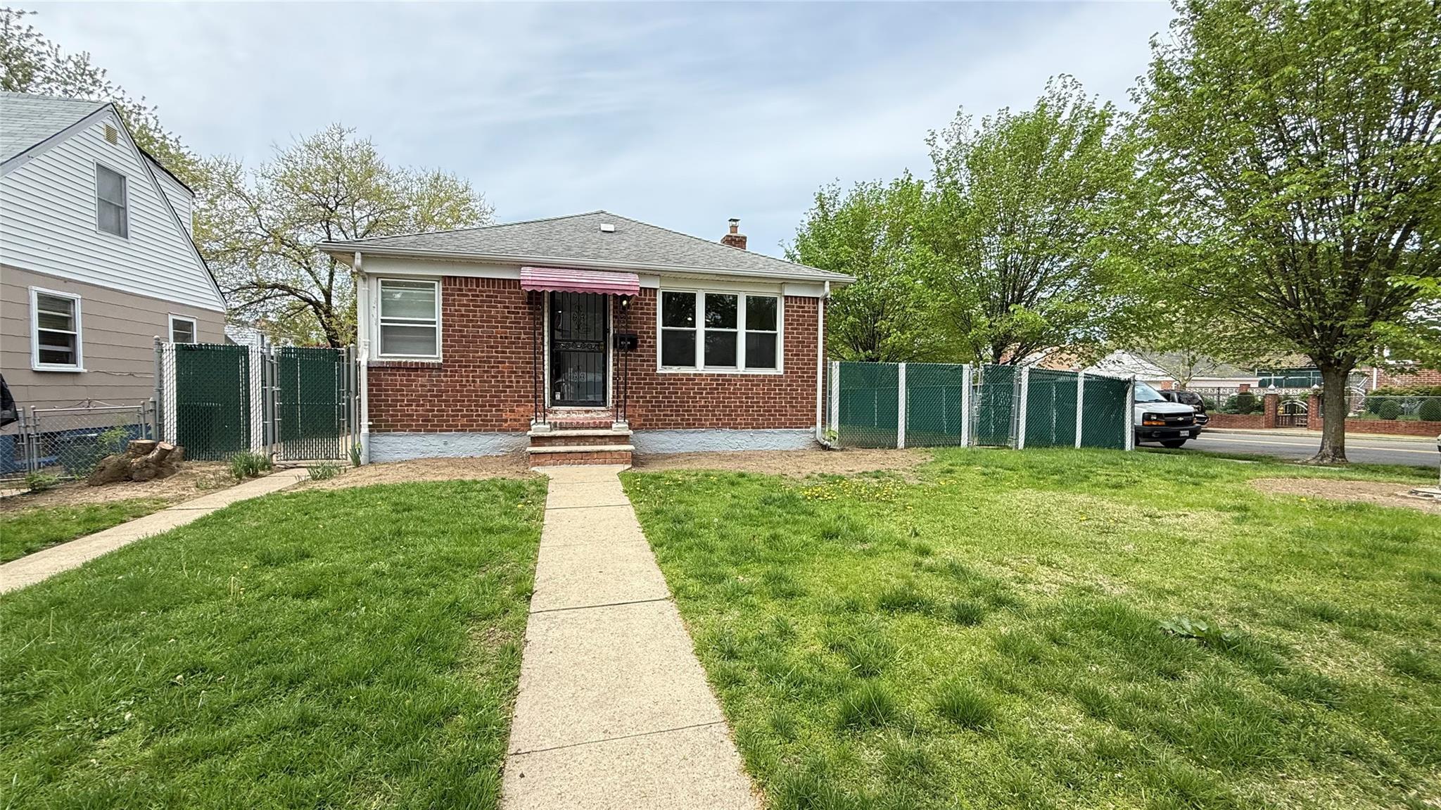 Single Family 251st  Queens, NY 11426, MLS-856857-3