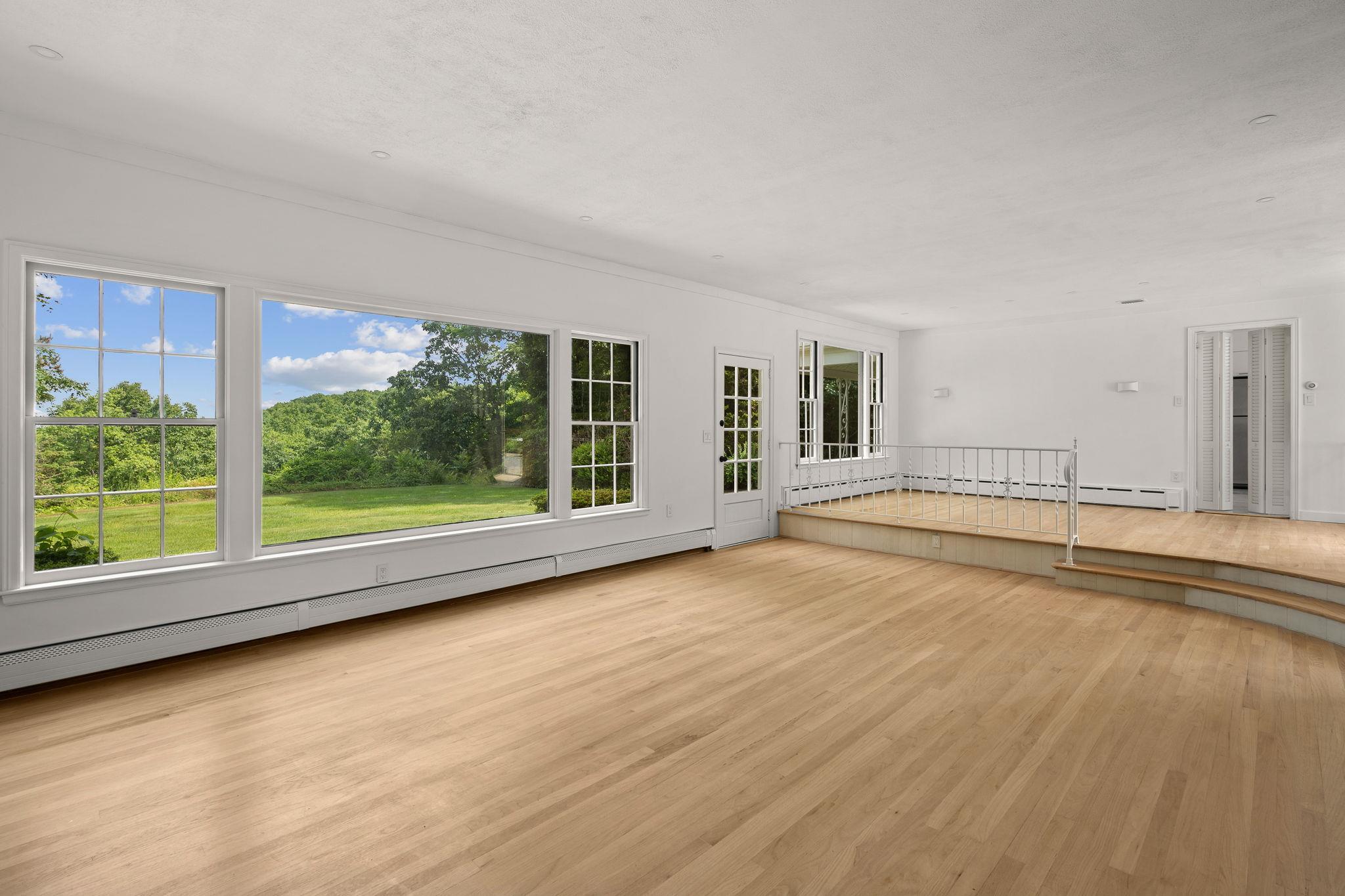 Single Family South Run Suffolk County, NY 11724, MLS-856859-7