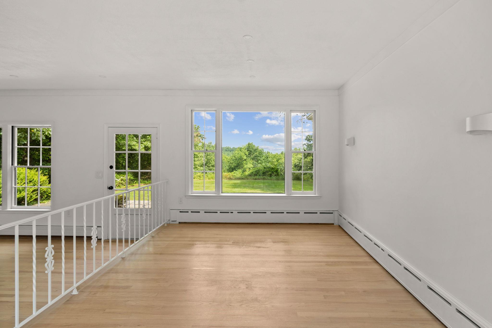 Single Family South Run Suffolk County, NY 11724, MLS-856859-9