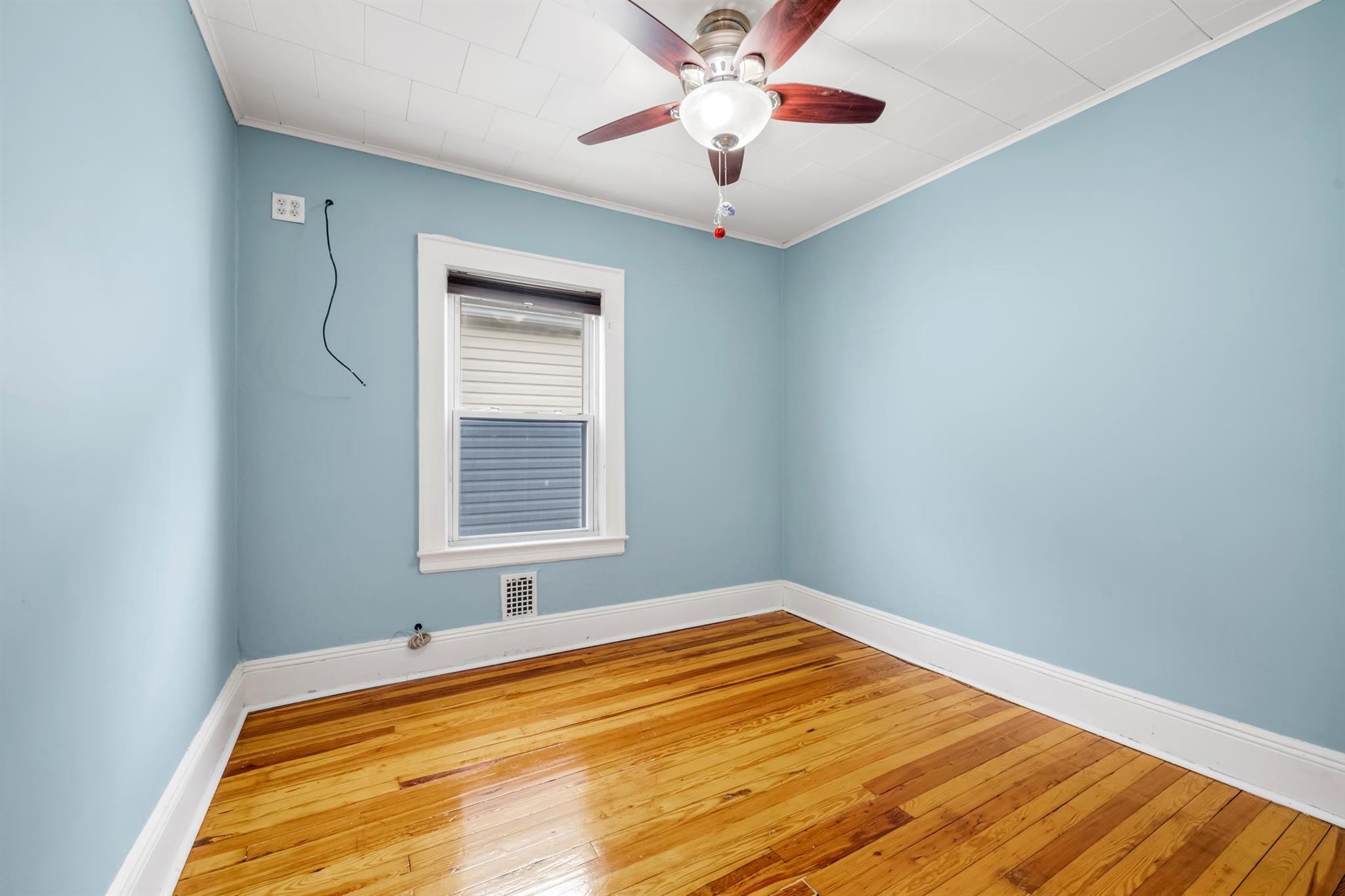 Single Family 74th  Queens, NY 11421, MLS-856861-14