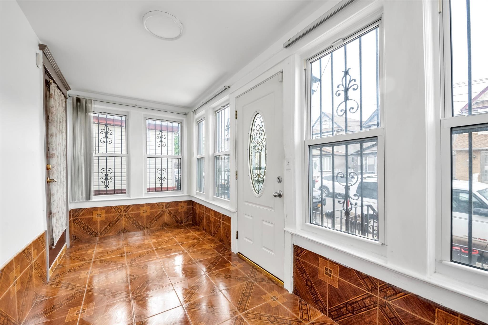 Single Family 74th  Queens, NY 11421, MLS-856861-3