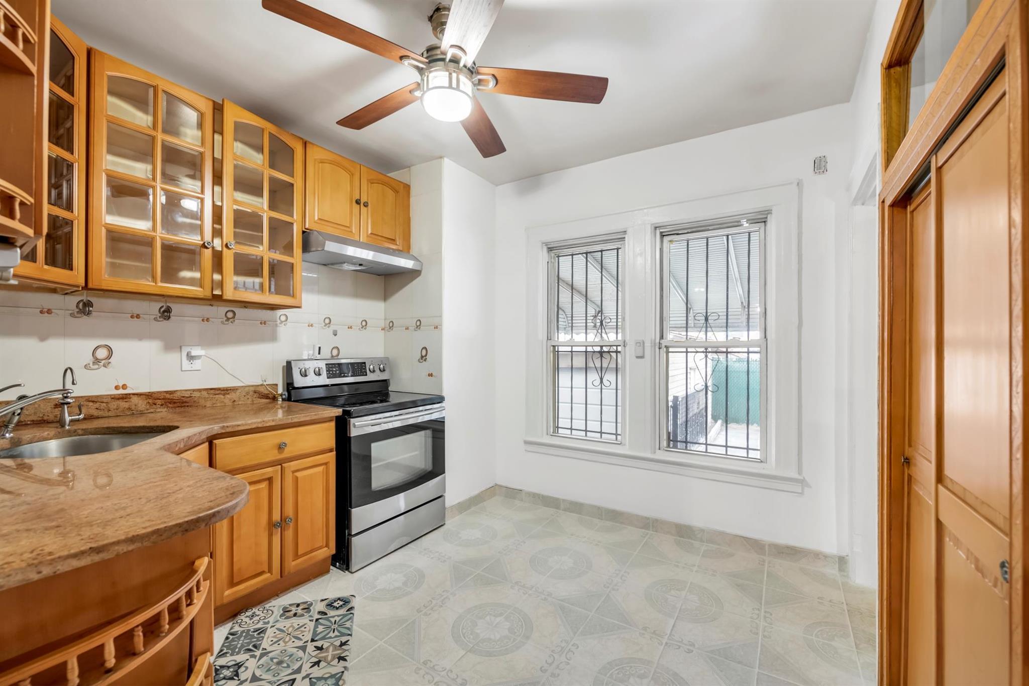 Single Family 74th  Queens, NY 11421, MLS-856861-9
